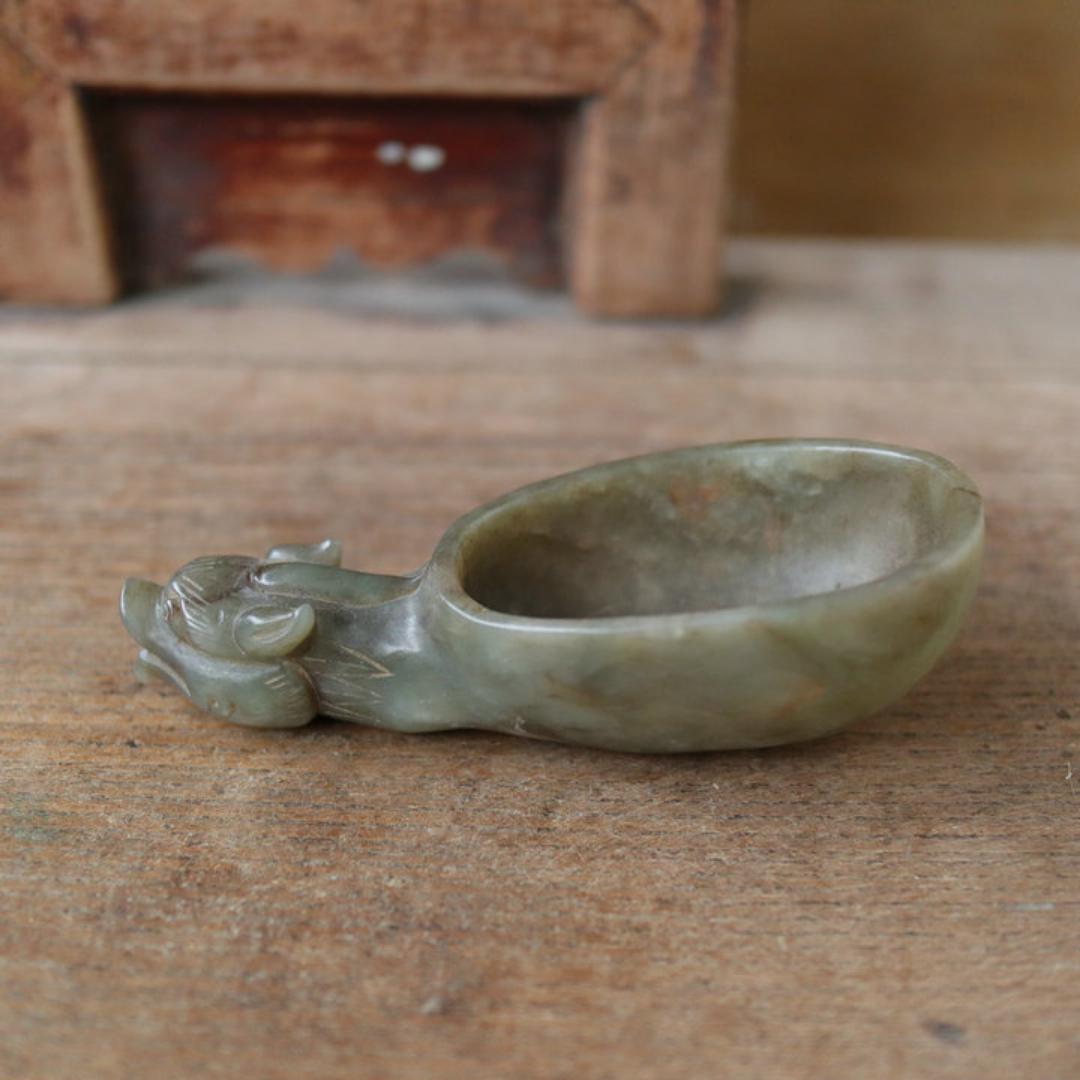 One Nice Antique Hetian Jade Dragon Cup (1 of 7)