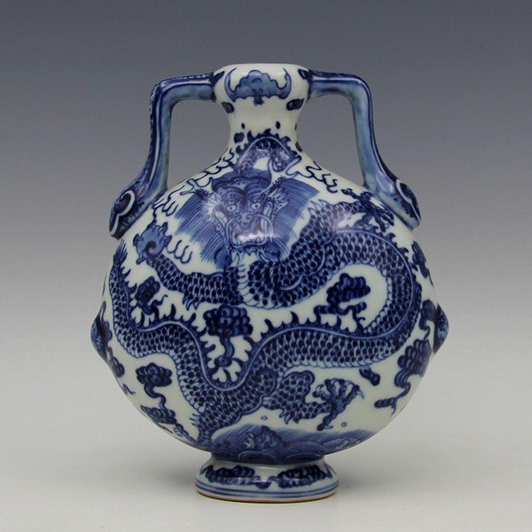 A Nice Antique Blue and White Dragon Bottle (1 of 9)
