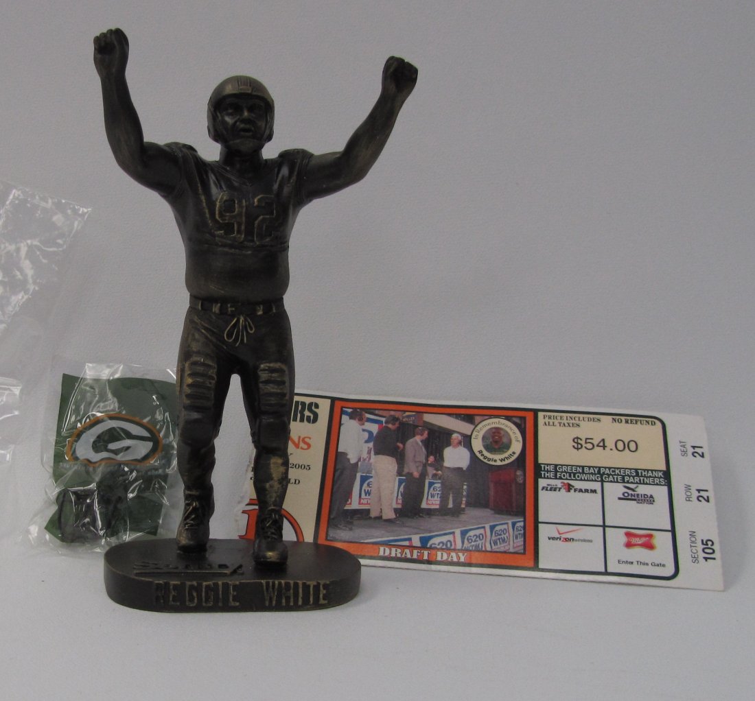 Mini Bronze, #92 Reggie White 9/18/2005: Mini Bronze, #92 Reggie White. Green Bay Packer great who passed away in 2004. On 9/18/2005 his number was retired at Lambeau Field and Sentry provided ticket holders with this nice mini bronze. I hav