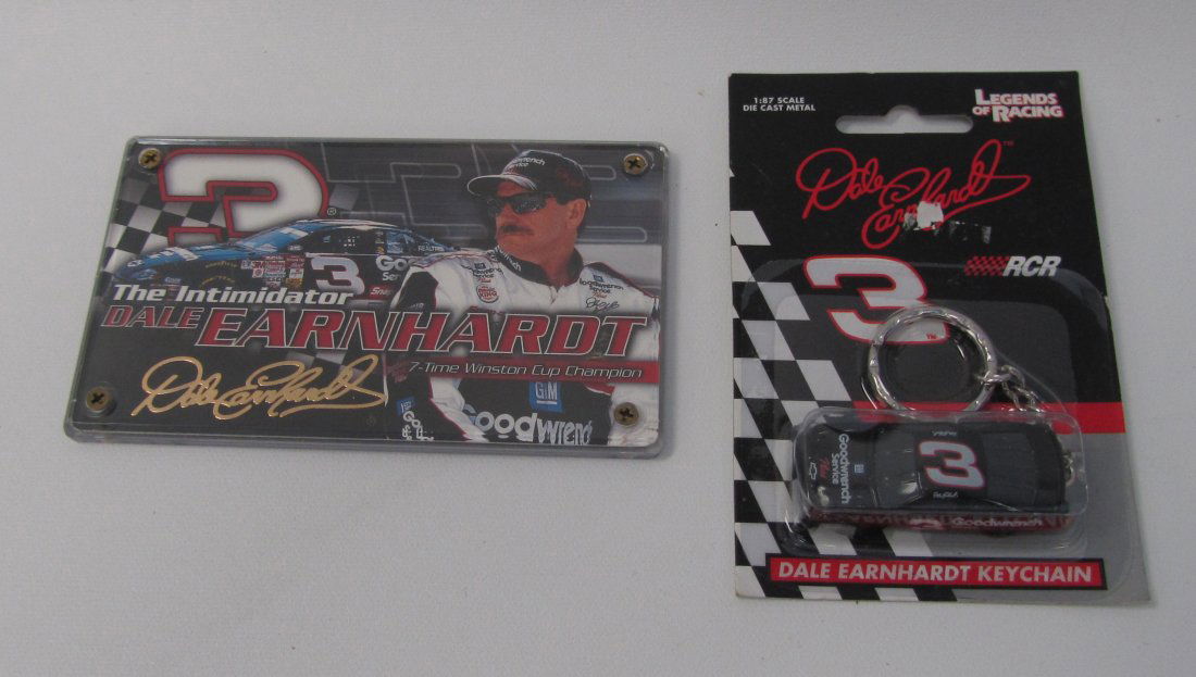Dale Sr. 24K Gold Signature Card and Keychain: Dale Sr. 24K Gold Signature Card and 1:87 Die Cast Metal Keychain