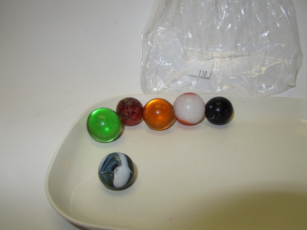 Lot of 6 Vintage/Antique Large Marbles: Lot of 6 Vintage/Antique Large Marbles - 3/4" to 1" Sized