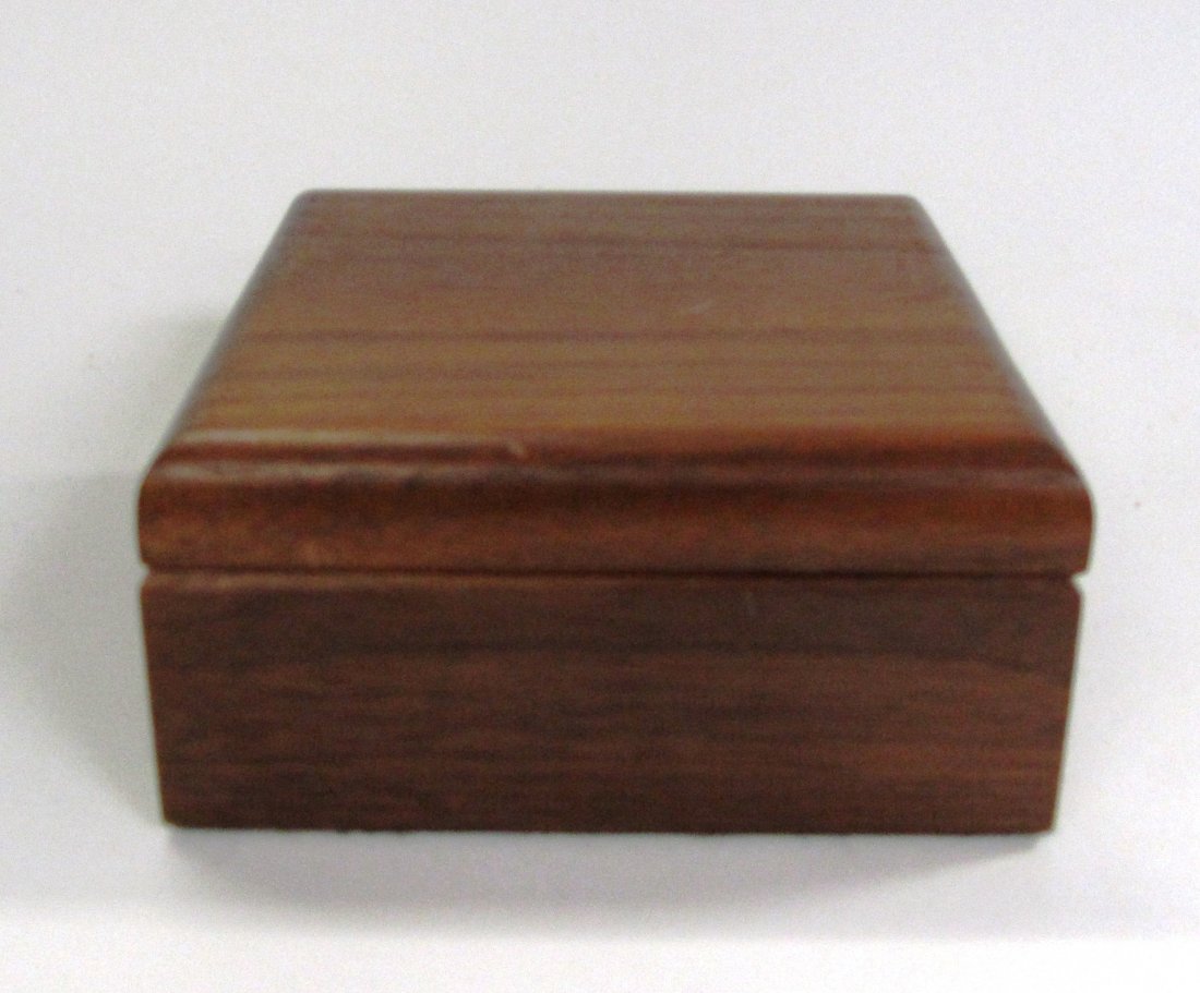Solid Cherry Wood Gentleman's Box: Solid Cherry Wood Gentleman's Box