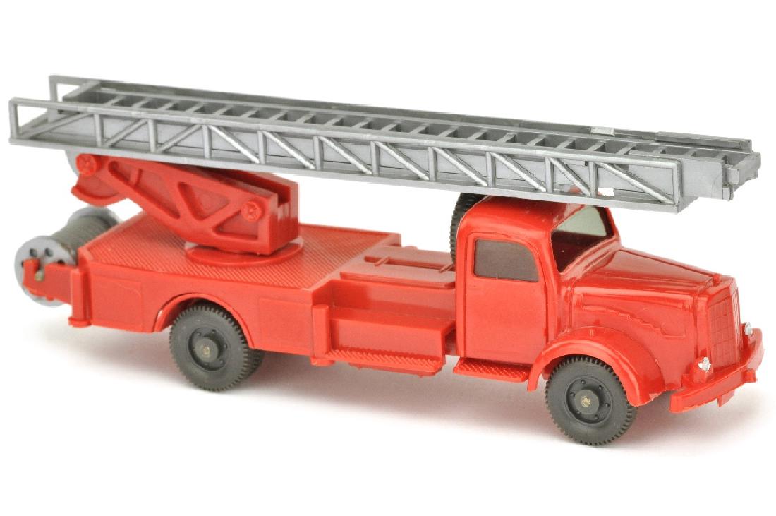 Leiterwagen MB 5000, rot (ein Blaulicht) (1 of 3)