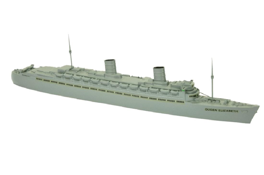 Passagierschiff Queen Elisabeth (Dr. Grope) (1 of 2)