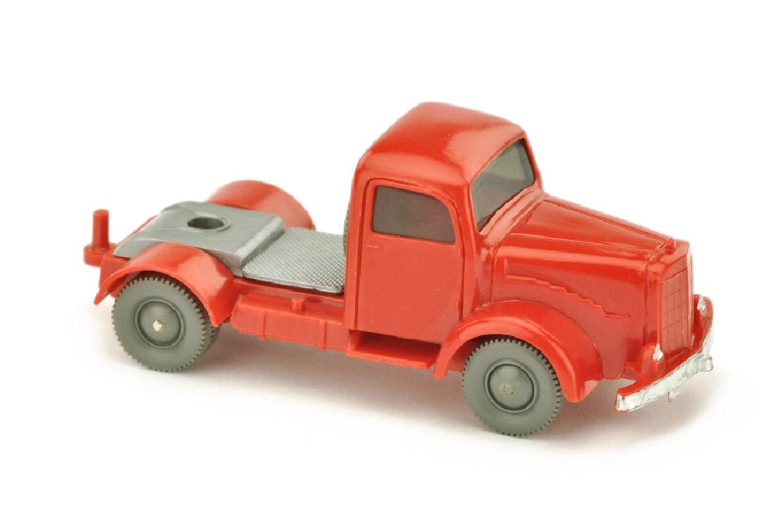 Zugmaschine MB 5000, rot (1 of 1)