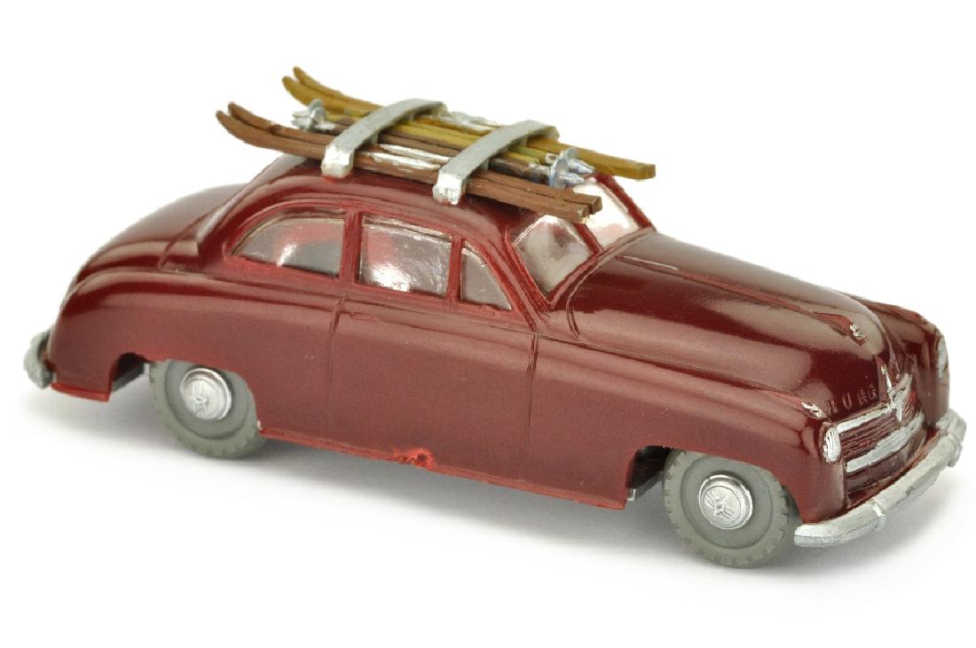 SIKU - (V 66) Borgward 1800 mit Skiern, weinrot (1 of 2)