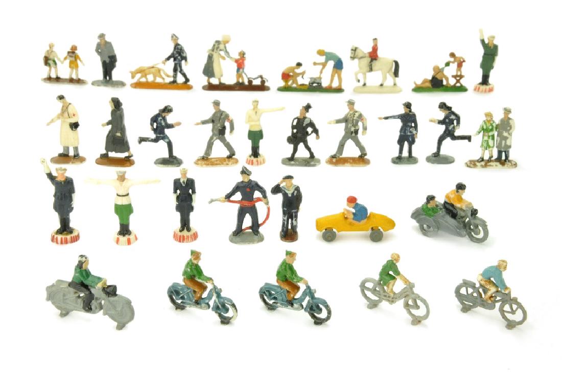 SIKU - Konvolut 30 Figuren (1 of 1)