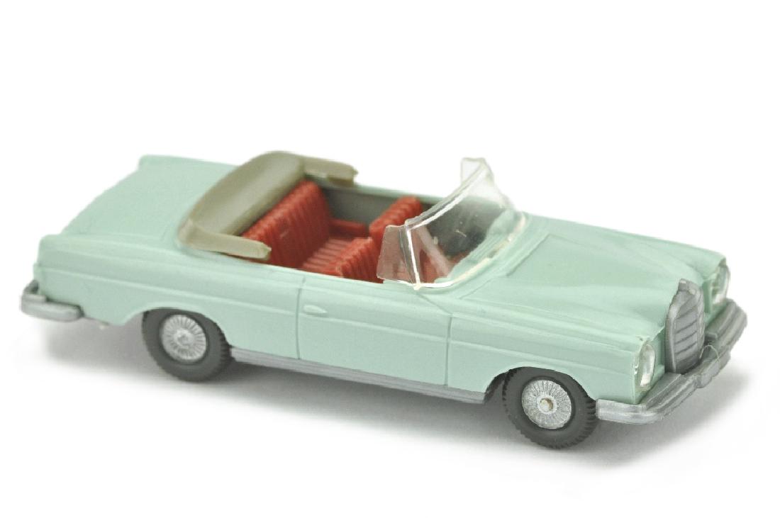 Mercedes 280 SE Cabrio, lichtgruen (1 of 3)