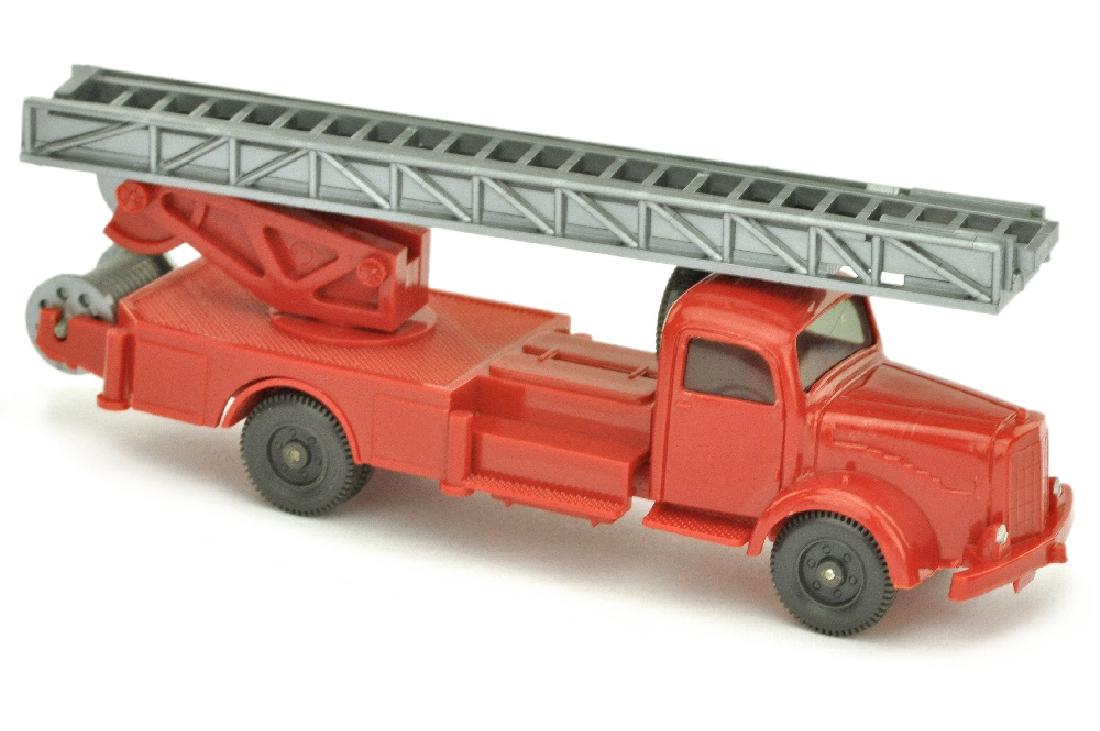 Leiterwagen MB 5000, rot (ein Blaulicht) (1 of 3)