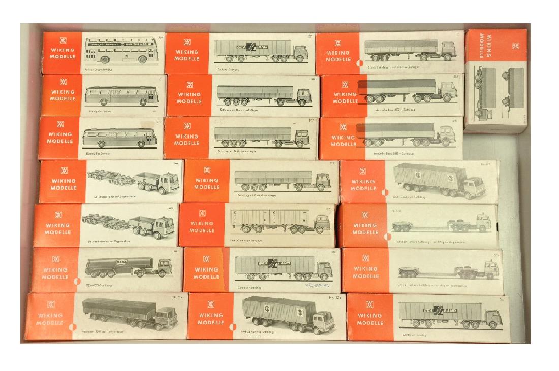 Konvolut 22 LKW der 70er Jahre (im Ork) (1 of 1)