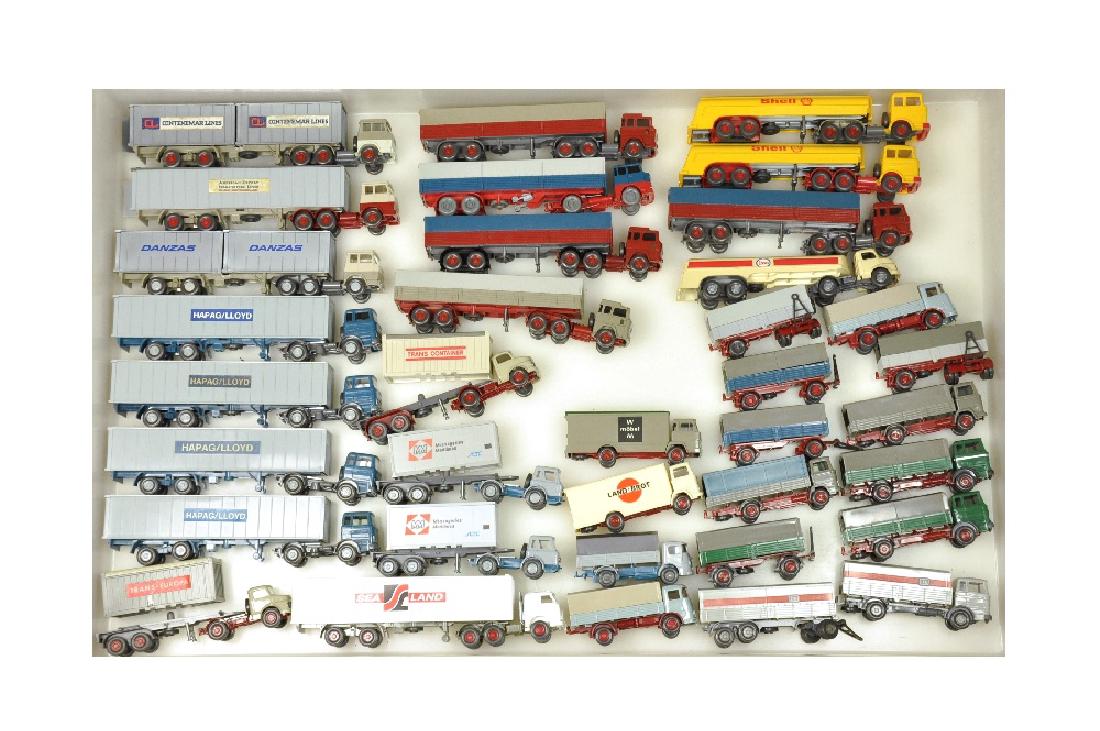 Konvolut 34 LKW der 60er/70er Jahre (1 of 1)