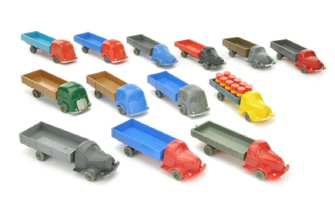 Konvolut 13 Drahtachser-Pritschen-LKW (1 of 1)