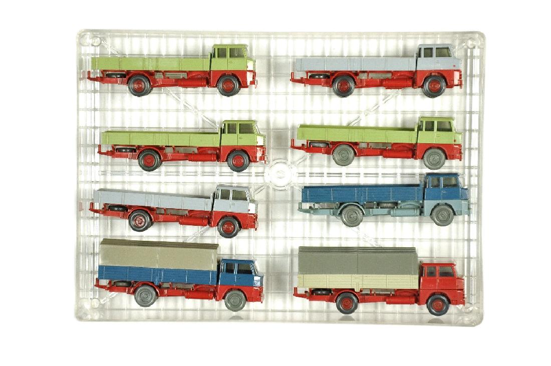 Konvolut 8 Henschel HS 14-Pritschen-LKW (1 of 1)