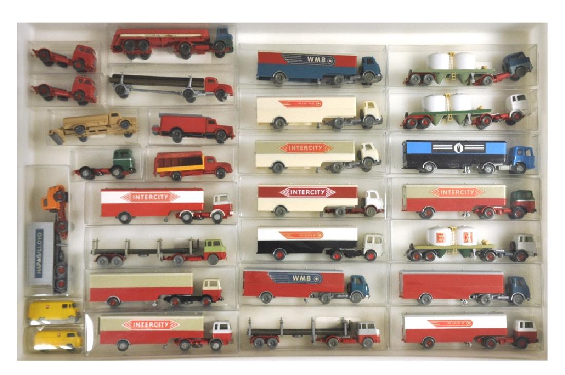 Konvolut 29 Modelle (1 of 1)