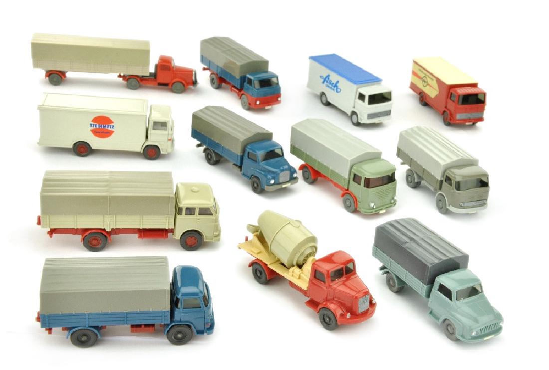 Konvolut 12 LKW der 60er/70er Jahre (nur bemalt) (1 of 1)