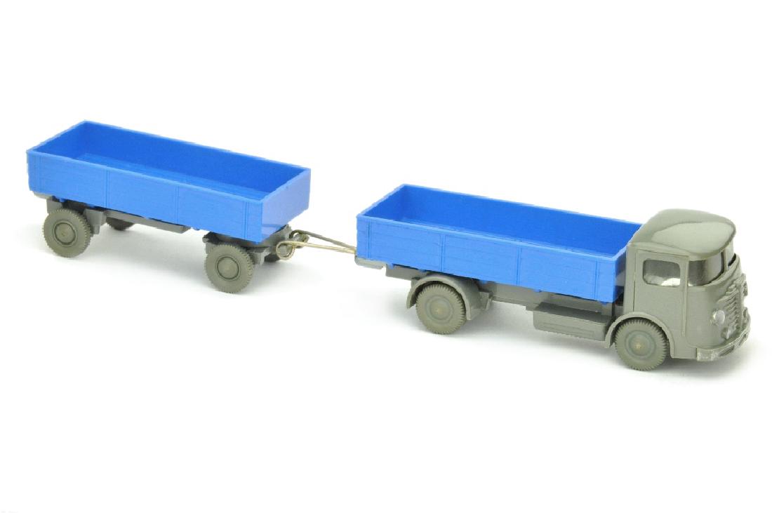 Pritschenzug Buessing 4500, betongrau/himmelblau (1 of 3)