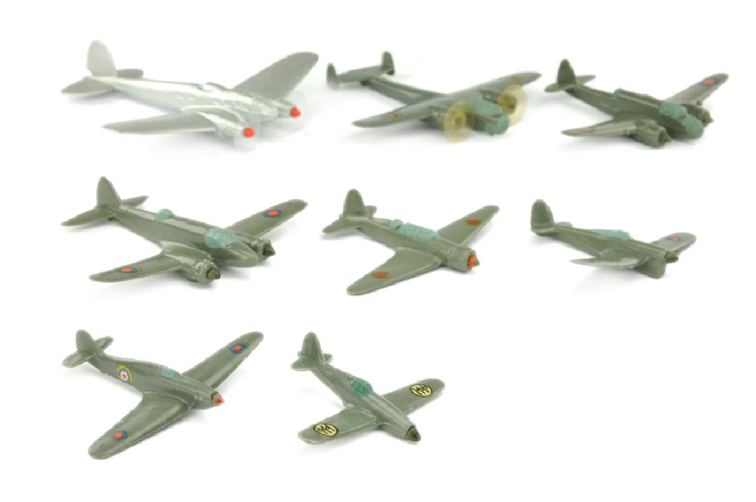 Konvolut 8 Flugzeuge (1 of 1)