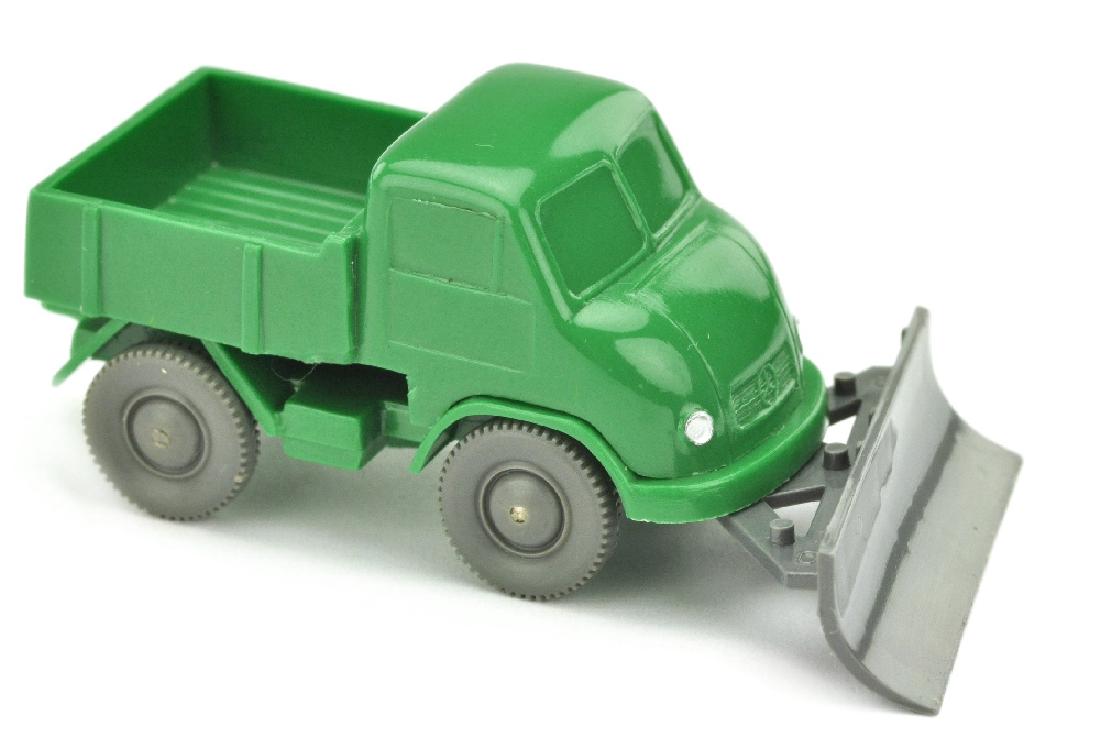 Unimog 401 mit Schneepflug, gruen: 481/2, spaete Version mit Rueckleuchten, neuwertig (Wiking Unverglaster Rollachser)