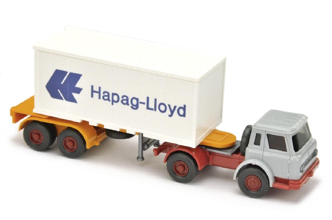 Hapag-Lloyd/8 - International Harvester (1 of 1)