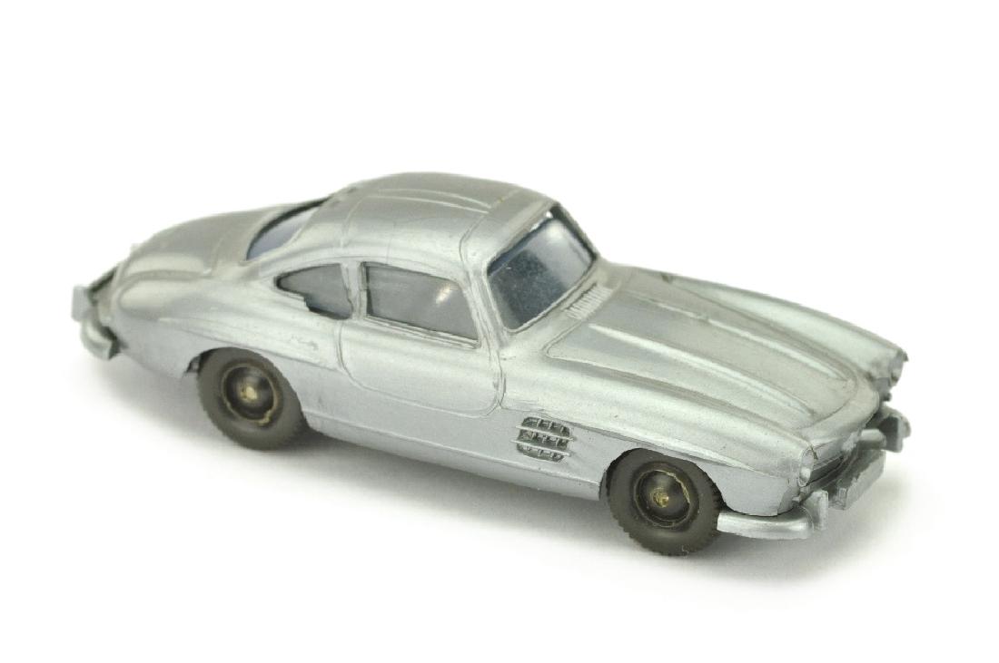 Mercedes 300 SL Coupe, silbern (1 of 3)