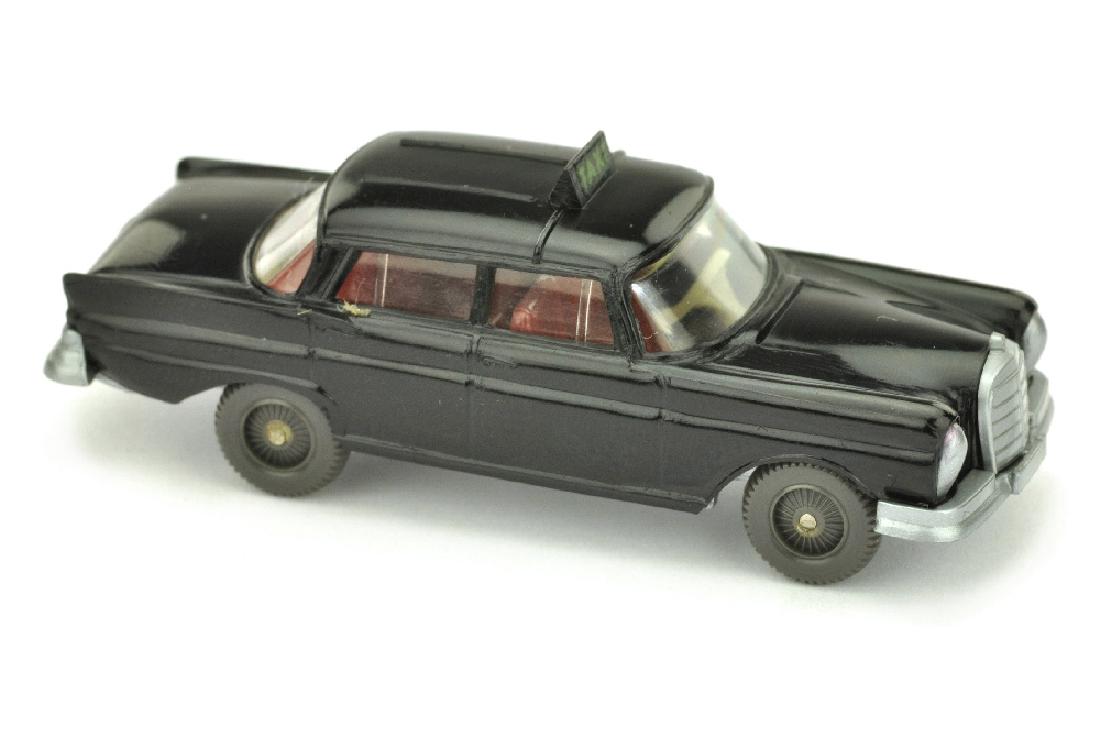 Taxi Mercedes 220 Heckflosse ("Taxi" gruen) (1 of 1)