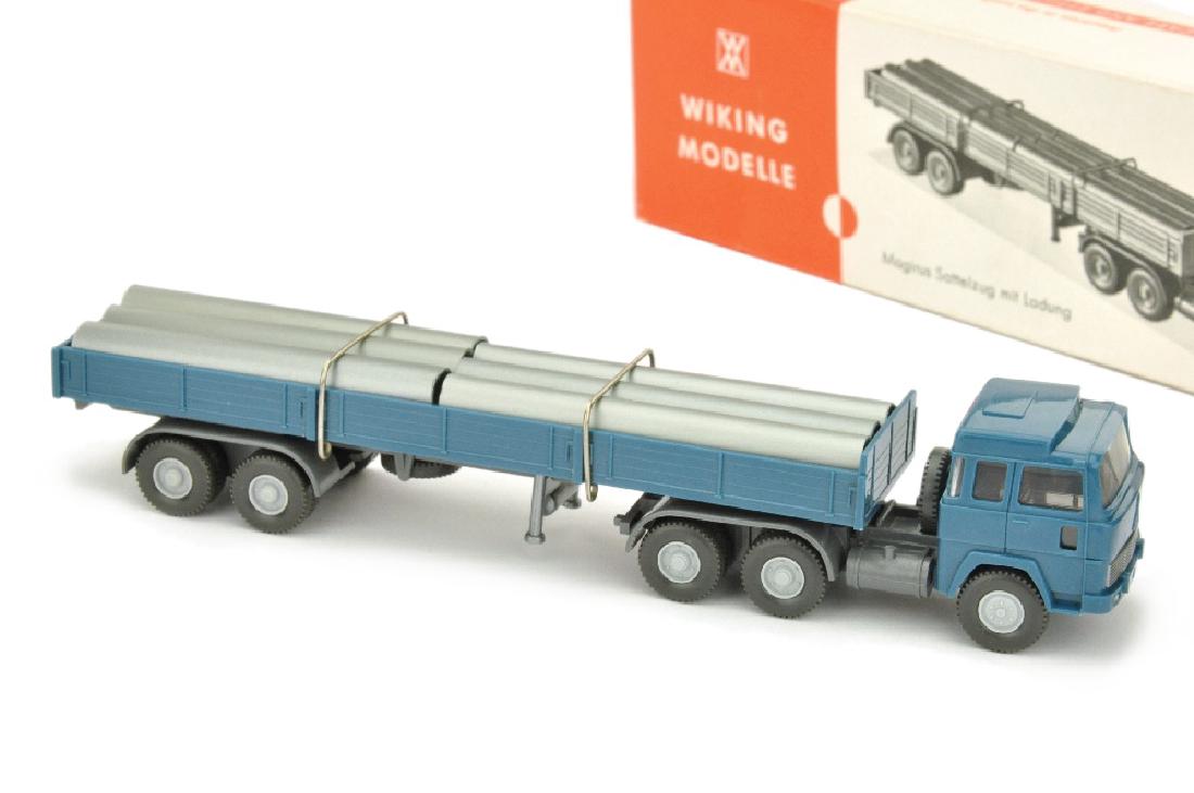 Roehrensattelzug Magirus 235, azurblau (im Ork) (1 of 1)