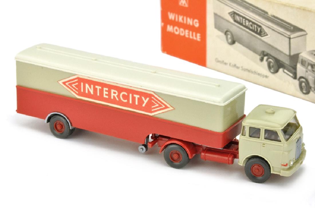 Koffer-Sattelzug MAN 10.230 Intercity (im Ork) (1 of 3)