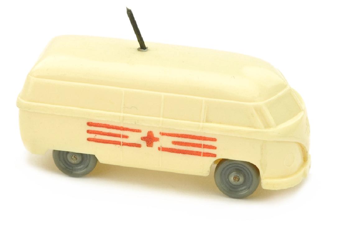 Krankenwagen VW Kasten (Typ 3) (1 of 3)