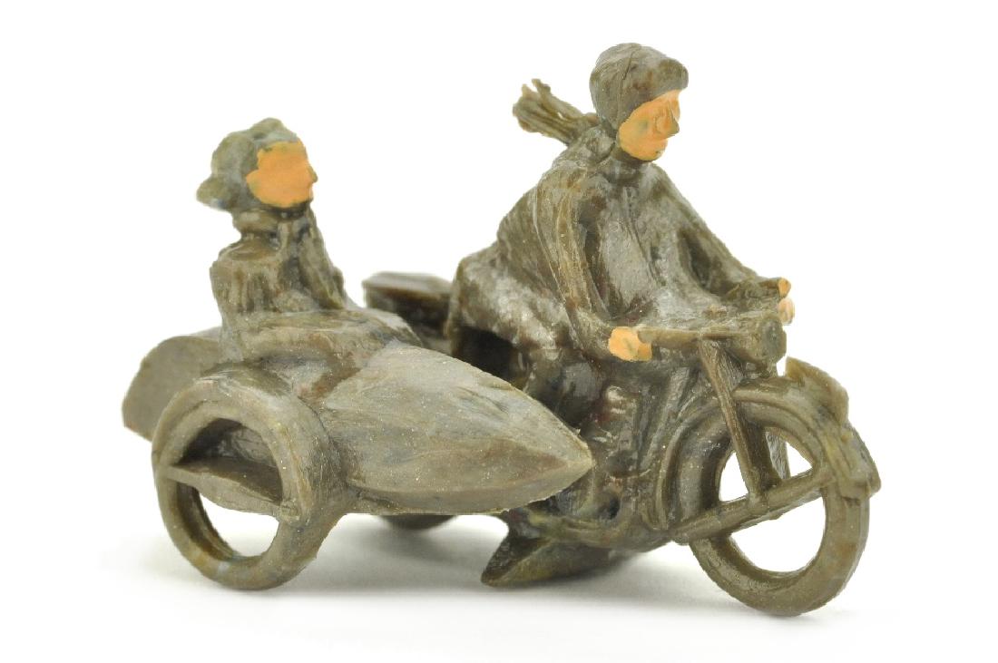 Motorradfahrer mit Beiwagen, helles misch-braun (1 of 1)