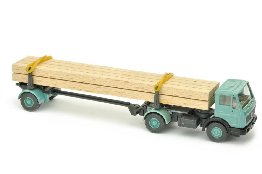 MB 1617 Langholztransporter, d'-tuerkis (1 of 3)