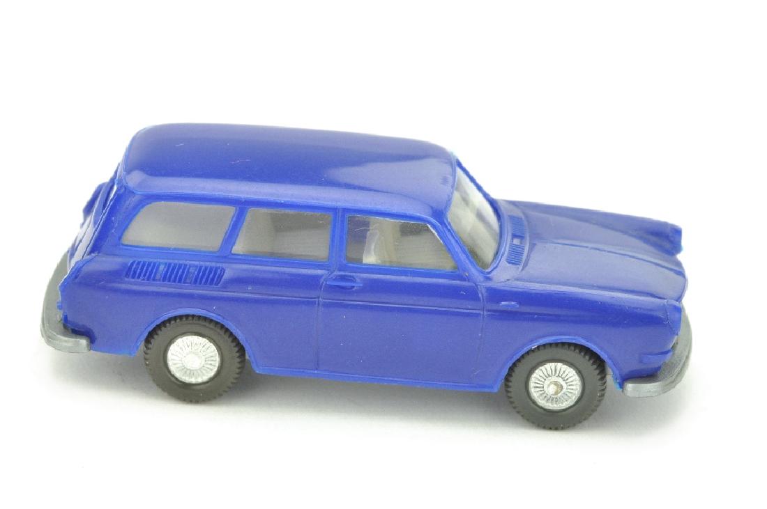 VW 1600 Variant, ultramarin (1 of 3)