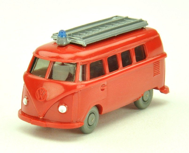 Feuerwehr VW T1 Bus (alt), rot: 1046/1B, neuwertig (Wiking Verglaster PKW)