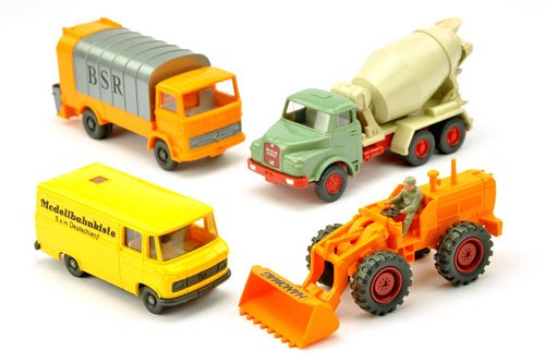 Konvolut 4 Werbemodelle der 70er Jahre