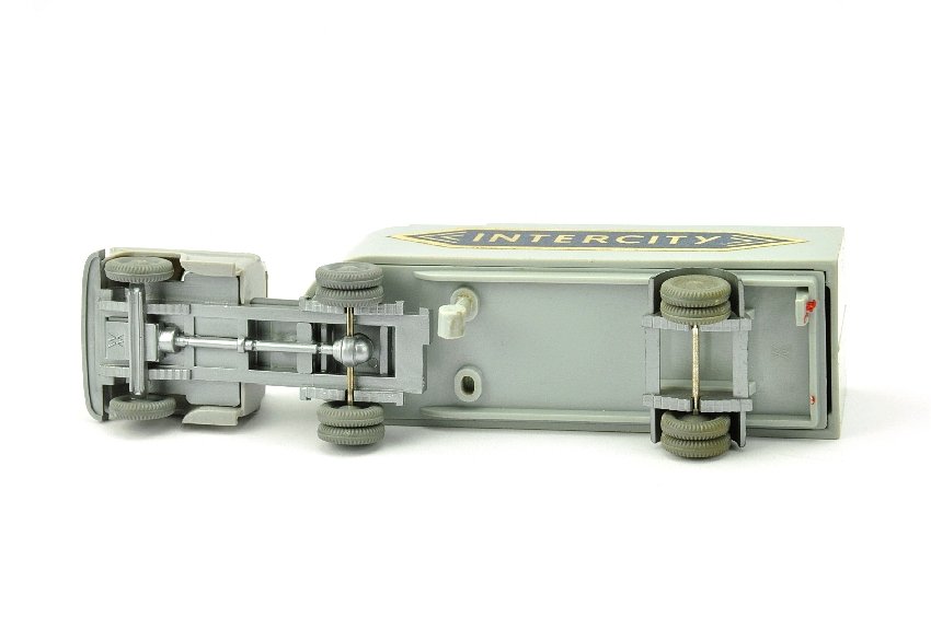 Sattelzug Chevrolet Intercity, silbergrau - 3