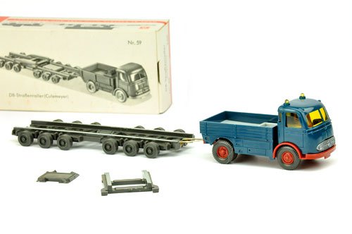 Straßenroller Pullman, ozeanblau (im Ork): 918/3, geringe Bruchstelle am Heck des Anhängers (1x1 mm), sonst sehr gut im Ork (Kennung "8 3 69") (Wiking 2.Wahl)