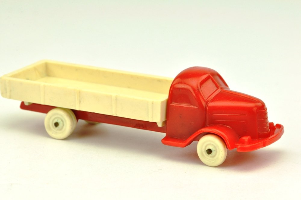Dodge Pritsche, rot/cremeweiß (Räder weiß)