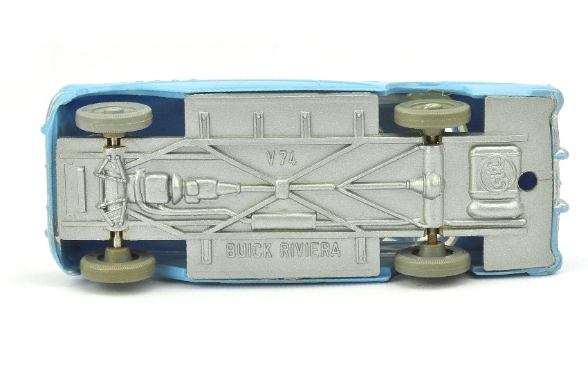V 74- Buick Riviera, pastellblau - 2