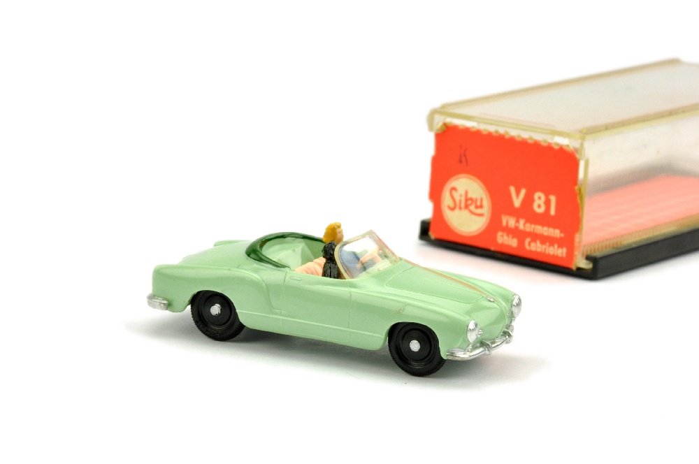 V 81- Karmann Ghia Cabrio, blassgruen (in OVP): V 81.1, sehr gut bis neuwertig in Klarsichtbox (P2) (SIKU)