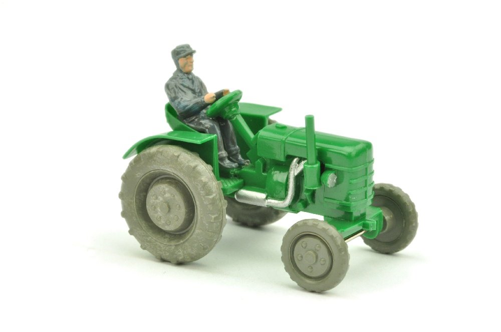 Fahr-Schlepper, gruen: 490/1B, sehr gut bis neuwertig (Wiking Verglaster PKW)