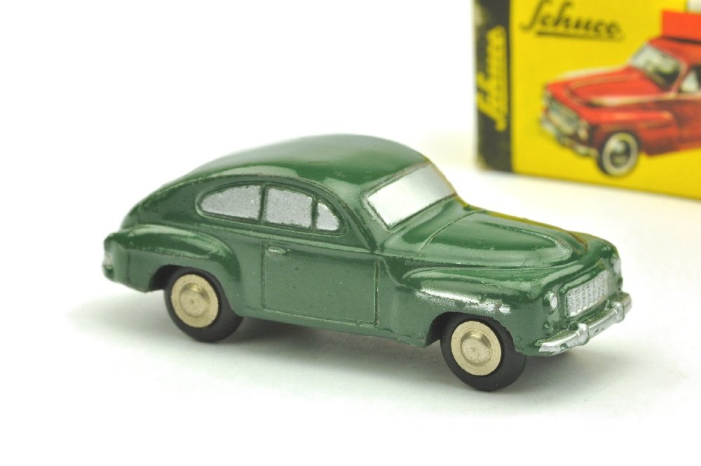 Schuco Piccolo - (718) Volvo Buckel (im Ork): dunkelgruen lackiert, unbespielt und fast neuwertig, im guten bis sehr guten Ork (mit Sammelblatt, Kennung 5-760/500)