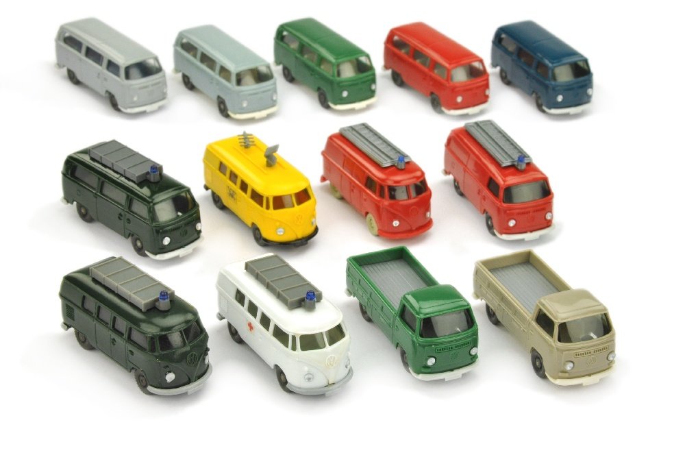 Konvolut 13 VW T1/T2 der 60er/70er Jahre: 330/1B, 330/1C, 330/1D, 330/1G, 330/1H, 332/1D, 332/1F, 1006/3, 1036/2B, 1046/1B, 1048/1B, 1086/1A, 1087/1B, alle 100%, 300 EUR, gut bis neuwertig (Wiking Konvolut)