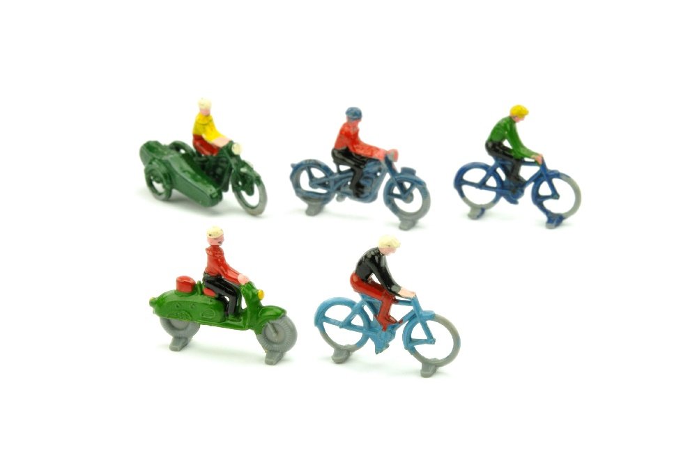 Lego - Konvolut 5 Zweiradfahrer (alte Version): 2 Radfahrer, Motorradfahrer, Vespa-Roller und Motorrad mit Beiwagen, sehr gut bis neuwertig