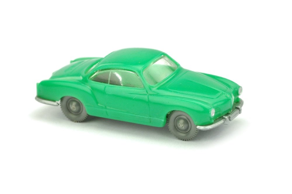 VW Karmann Ghia, "glasiges" gruen: Vorserie um 1960, entspricht 306/2 in Sonderfarbe (farbidentisch mit dem unverglasten Modell - ein Umbau ist ausgeschlossen, da alle Formmerkmale der verglasten Version vorhanden sind), neuwertig (Wik