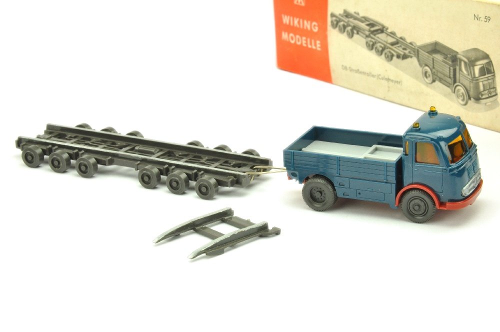 Strassenroller Pullman, ozeanblau (im Ork): 918/3, es fehlt nur der Bremsklotz, sonst fast neuwertig im guten bis sehr guten Ork (Kennung "8 3 69") (Wiking 2.Wahl)