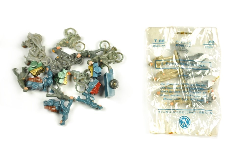 Konvolut 13 Zubehoerteile der 50er/60er Jahre (1 of 1)