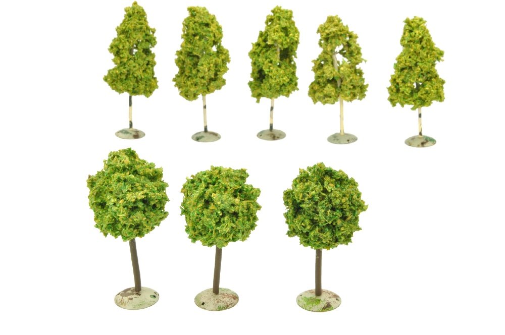 Kleiner Fruehlingswald (8 Baeume): 3 Linden (1272/2) und 5 Birken (1275/2), alle in kraeftigem gruen, ueberwiegend sehr gut (Wiking Zubehoer)