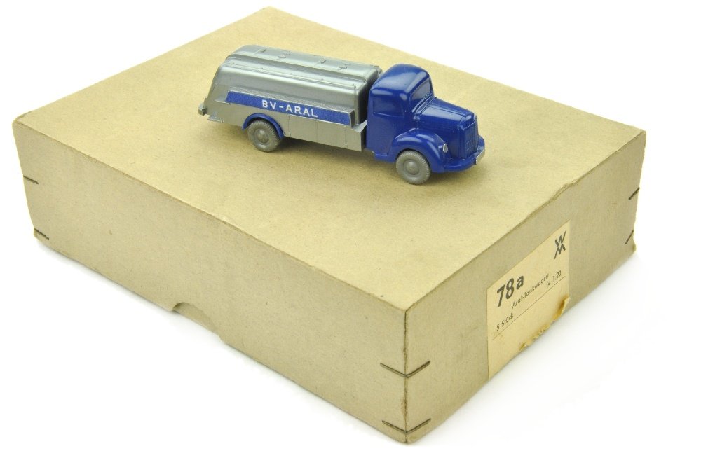Haendlerkarton mit einem Aral-Tankwagen (1 of 1)