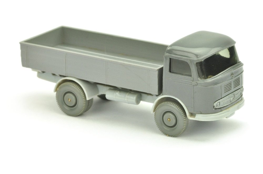 Mercedes LP 321, basaltgr./staubgr./silbergr. (1 of 1)