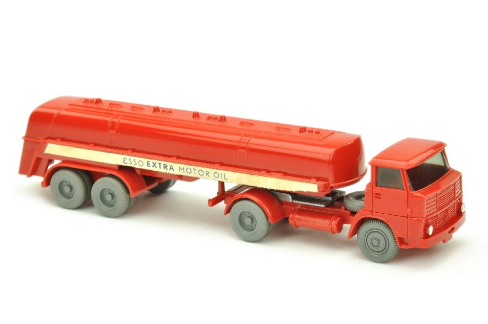 Esso-Tanksattelzug Henschel HS 16 (1 of 2)