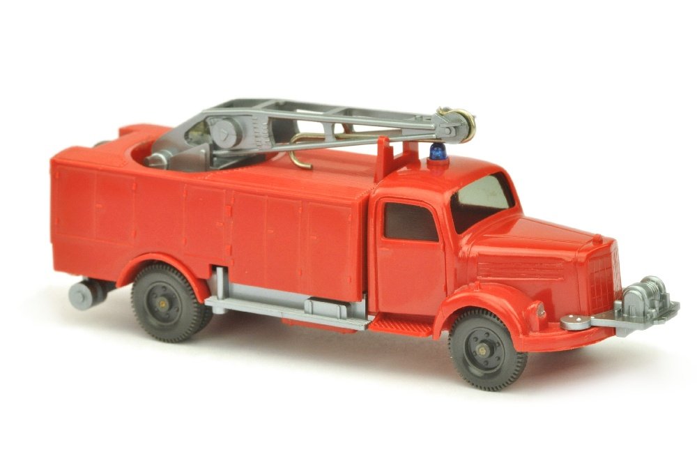 Ruestwagen mit Kran MB 3500 (1 of 1)